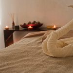 Las toallas son esenciales para un buen ambiente para masajes eróticos
